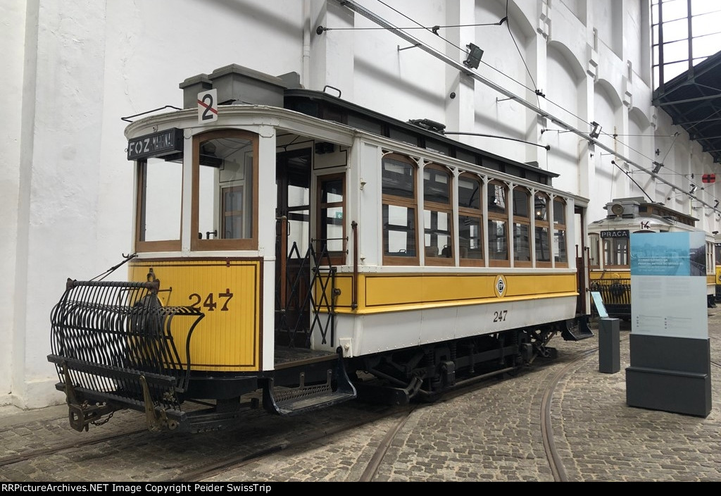 Historic streetcars in Porto - United Electric Car Company of Preston/UK